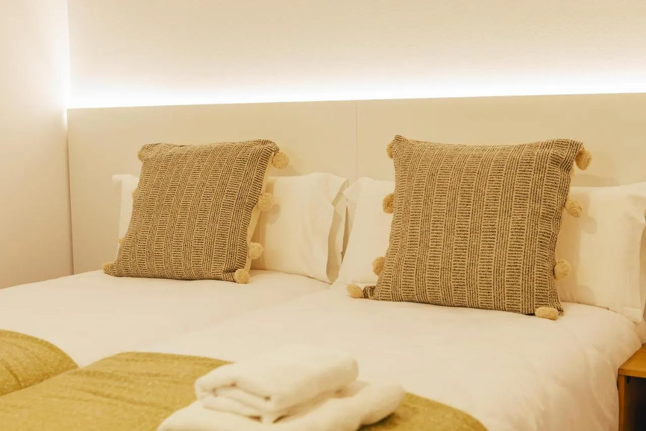Bravissimo Mercadal 3, One-Bedroom Plus Sofa Bed Girona